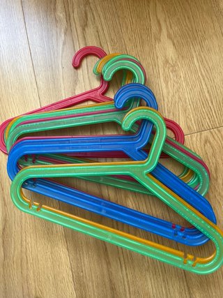 Perchas Plástico Ikea Colores Surtidos 17 unidades