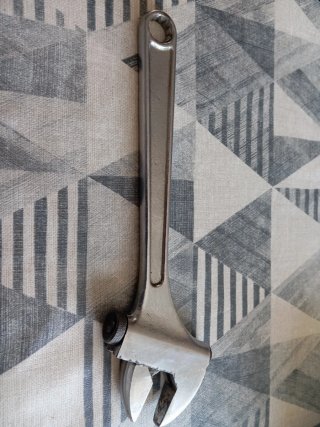 Llave inglesa Irimo Forjada España