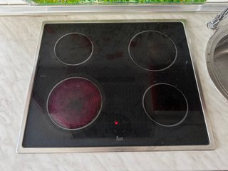 Conjunto Vitrocerámica y Horno Teka