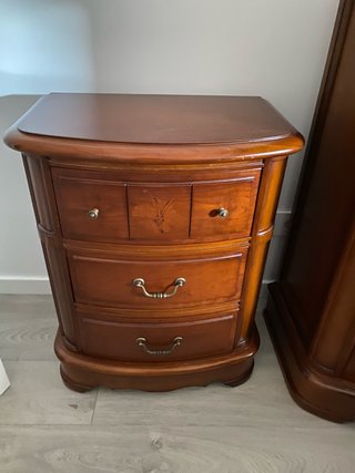 2 Mesitas de Noche Madera