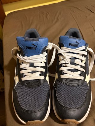 Zapatillas Puma Talla 42.5 Negras y Azules