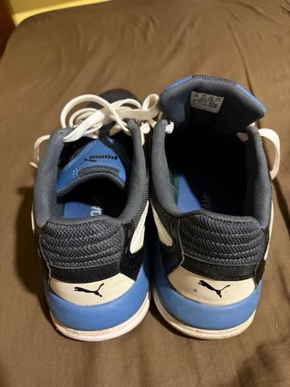 Zapatillas Puma Talla 42.5 Negras y Azules