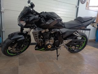 Kawasaki Z750 Negra