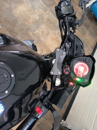 Kawasaki Z750 Negra