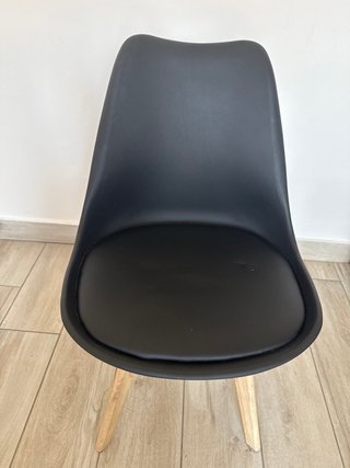 Sedia design nero e legno