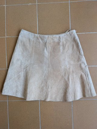 Falda de ante piel