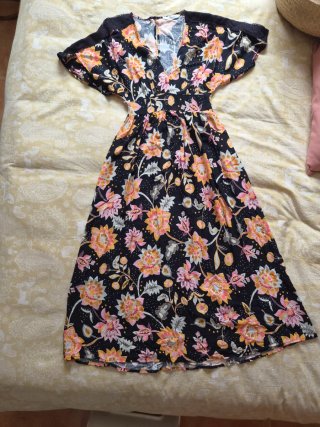 Vestido midi estampado floral
