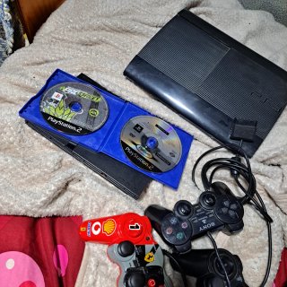 Lote 2 Consolas Sony PS3 y PS2 Negras
