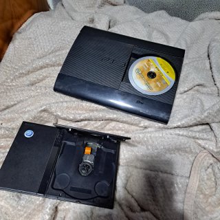 Lote 2 Consolas Sony PS3 y PS2 Negras
