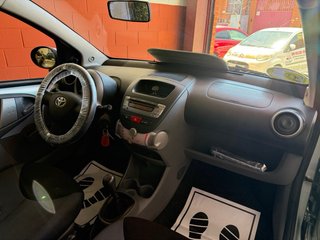 Toyota Aygo 1.0 68cv VVTI 2970€!!!