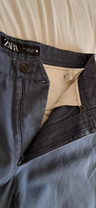 Calças Zara azul escuro slim fit tamanho EU 42