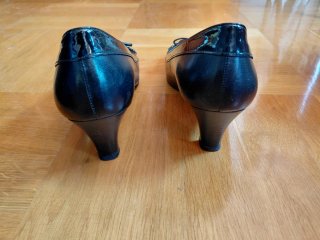 Zapatos de tacón Alberto Edo negros talla 39
