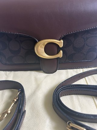 Bolsa Coach castanha com 2 fivelas