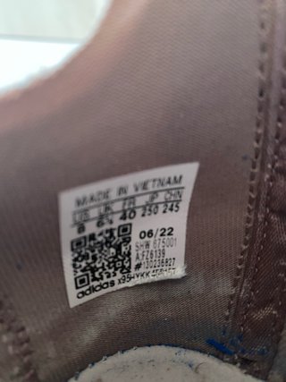 Adidas NMD_V3 en color morado