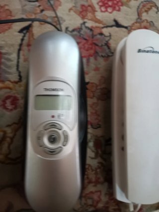 Lote 3 teléfonos vintage Daewoo, Thomson, Binatone