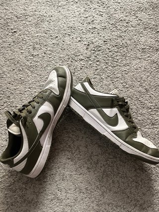 Nike Dunk Low Verde y Blanco 44.5