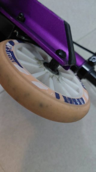 Patinete Oxelo Morado con Ruedas Rosas
