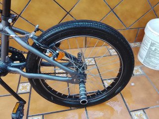 Bmx Negra con Pegs