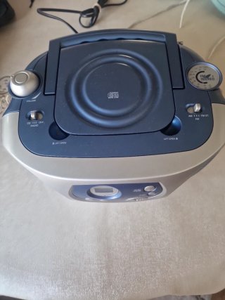 Radio CD MP3 BRIGMTON Plata y Azul