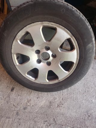 Rueda Audi A4 195/65/15