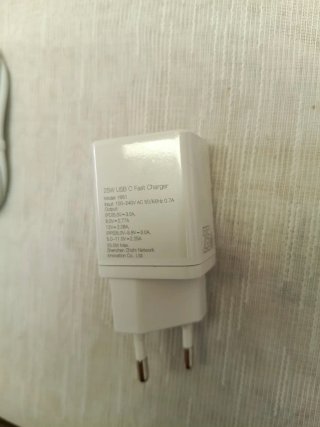 Cargador YISH 25W USB-C Carga Rápida