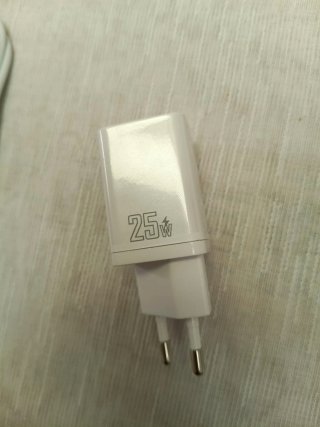 Cargador YISH 25W USB-C Carga Rápida