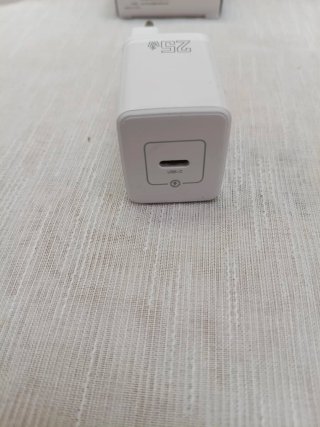 Cargador YISH 25W USB-C Carga Rápida