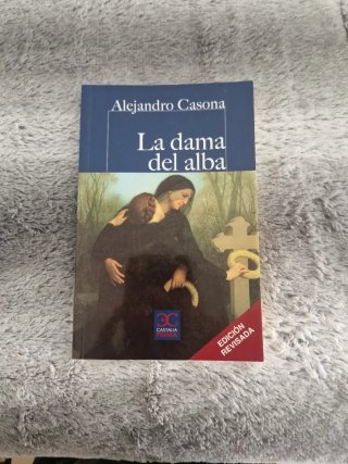 La Dama Del Alba