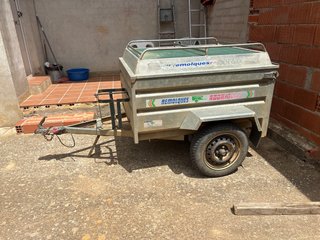 Remolque para perros de caza