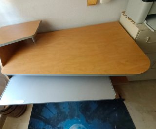 Mesa escritorio para ordenador, madera y metal