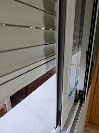 Ventanas correderas aluminio con persianas