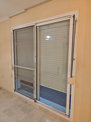 Ventanas correderas aluminio con persianas