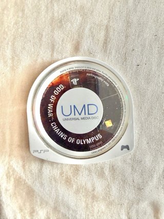 Lote 5 UMD PSP: FIFA, God of War, MH