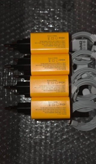 Lotto Elettronica Caricabatterie Cavi Adattatori
