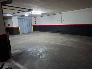 Se alquila plaza de garaje - Imagen 11