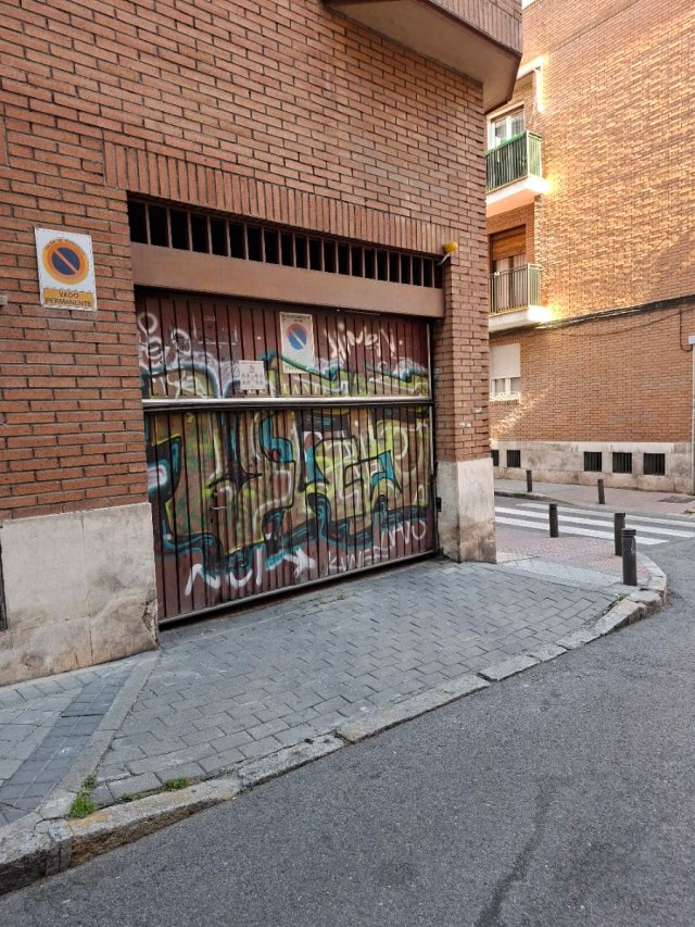 Se alquila plaza de garaje - Imagen 6