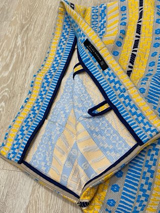 Falda vintage bordada