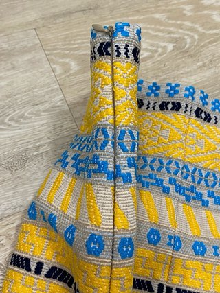 Falda vintage bordada