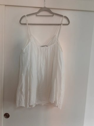 Top tirantes bordado ZARA