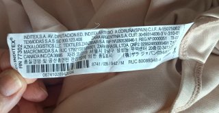 Vestido Zara encaje y plisado beige