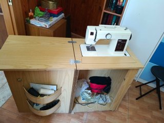 Máquina de coser Pfaff antigua