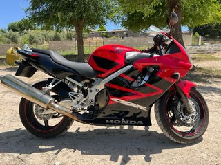 Honda CBR600F 26.000 KMS