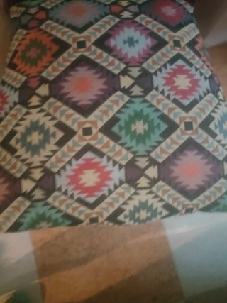 Lote 4 sillas vintage madera y tela + 2 extra