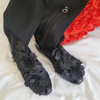 Botas altas negras flores 36