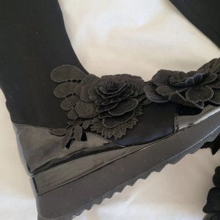 Botas altas negras flores 36