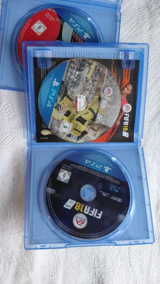 FIFA 18 y FIFA 20 PS4