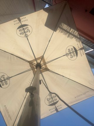 Sombrilla de terraza