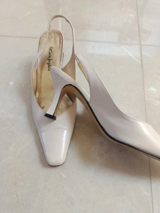 Zapatos tacón El Corte Inglés beige talla 37