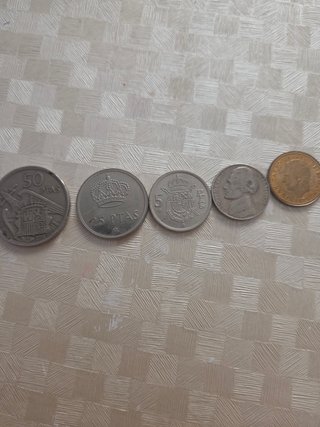 Lote monedas 50, 25 y 5 pesetas