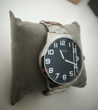 Reloj Guess Esfera Azul y Correa Plateada